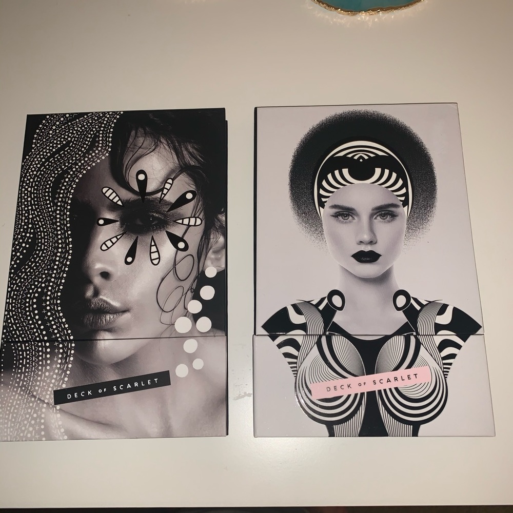 2 deck of Scarlett Palettes